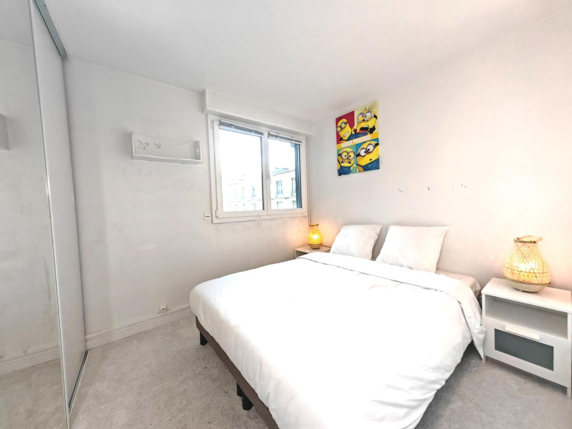 3 Pieces Proche Tour Eiffel