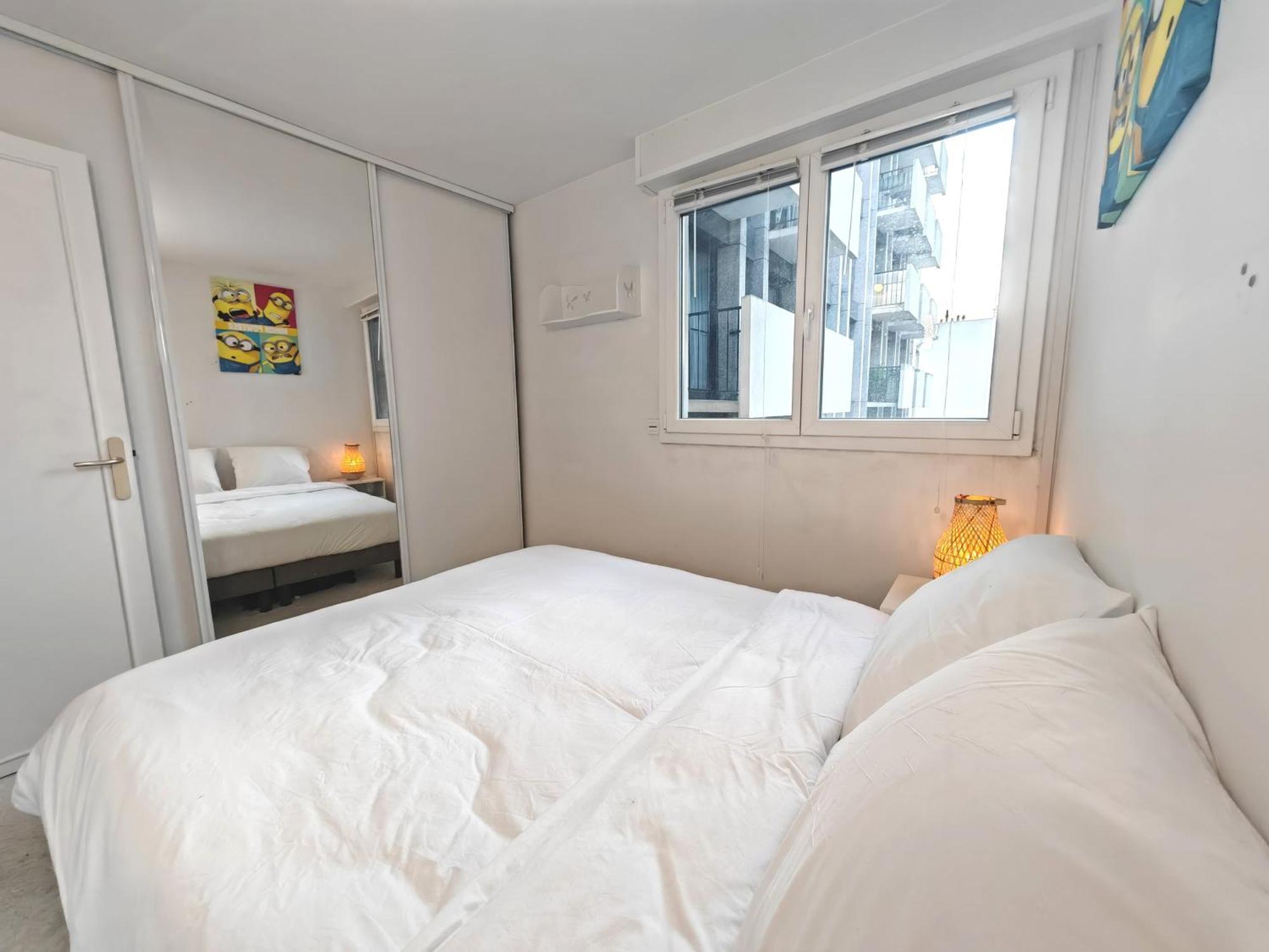 3 Pieces Proche Tour Eiffel