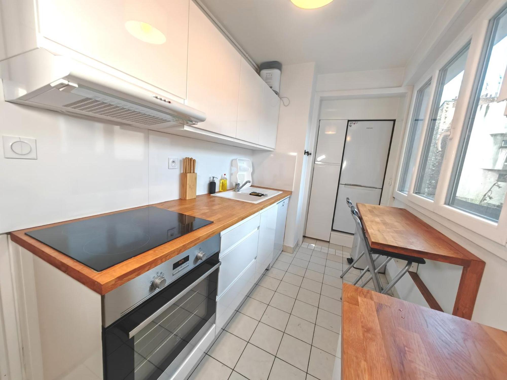 3 Pieces Proche Tour Eiffel Apartment